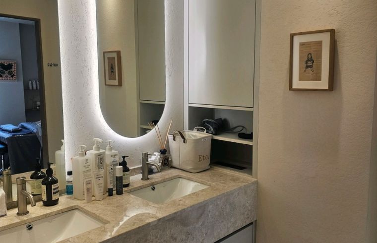 SY Dermatology Clinic interior